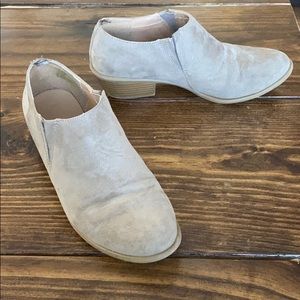 Pale Taupe booties